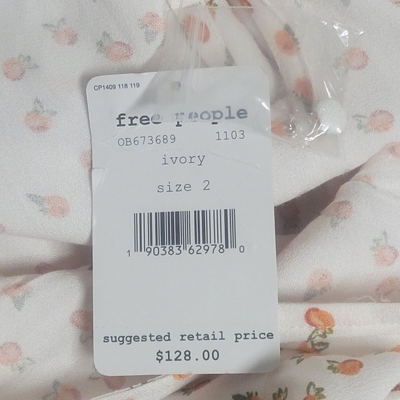 Free People NWT Mia Short Sleeve Jumpsuit Size 2. - Picture 9 of 16